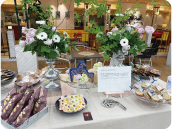 輸入車ディーラーSALEイベント告知グラフィック